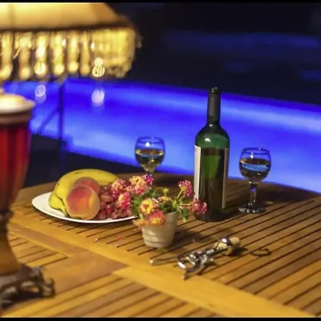 Villa Sunrise Serenade